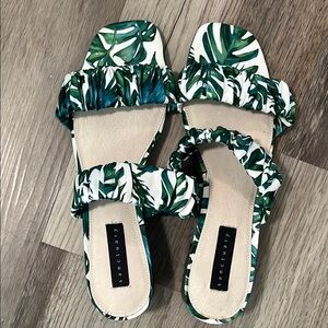 Sanctuary Green Leaf Print Women's Sandals